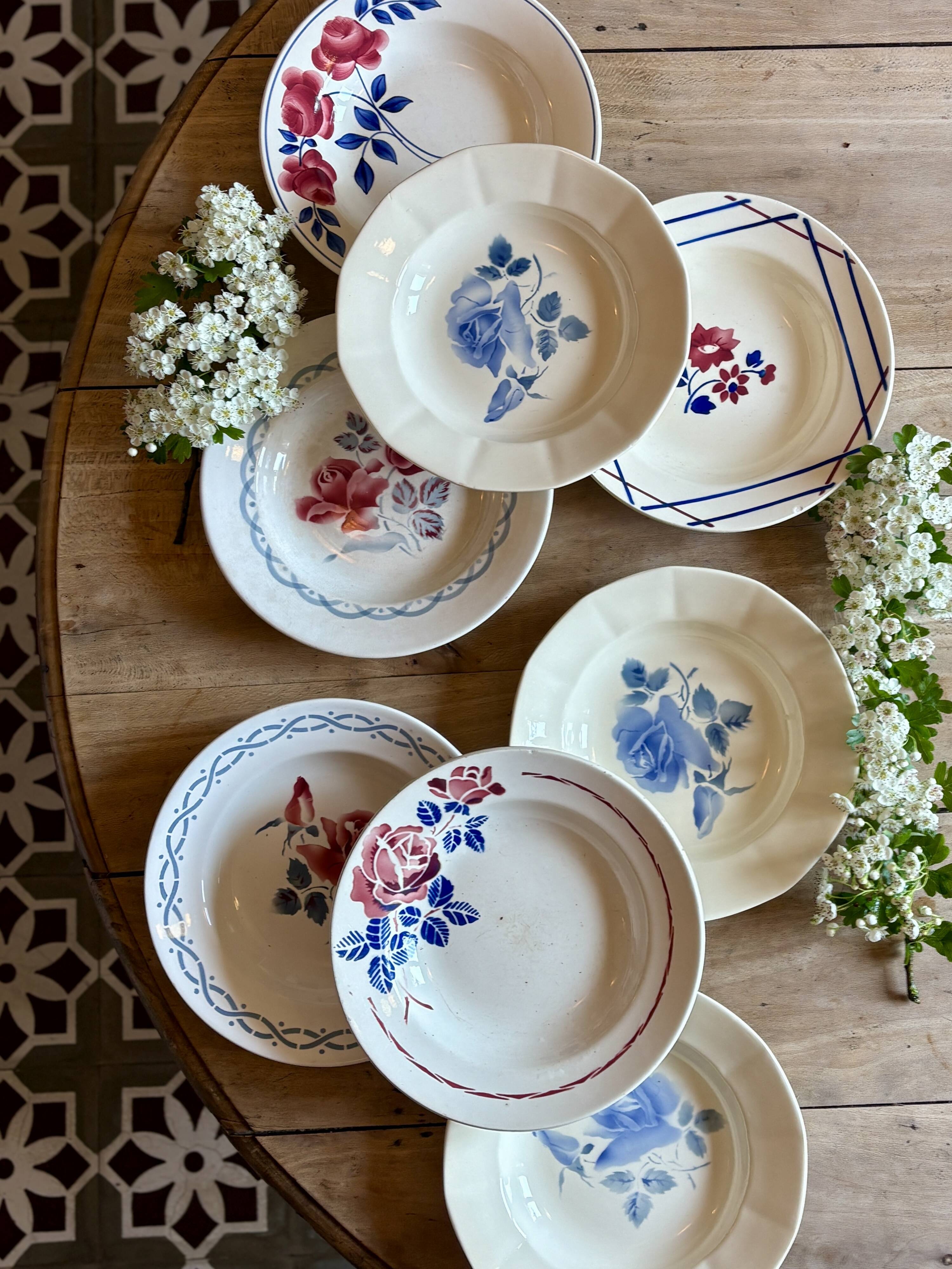 Set of 8 mismatched vintage soup plates