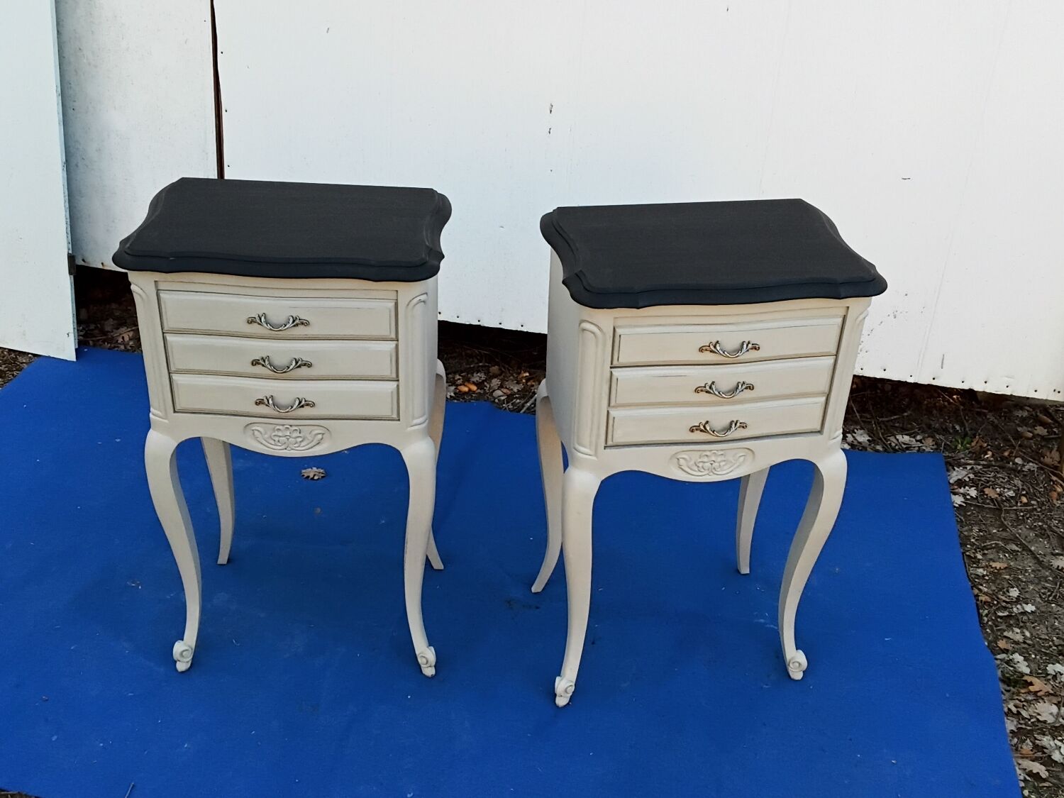 Pair of bedside tables