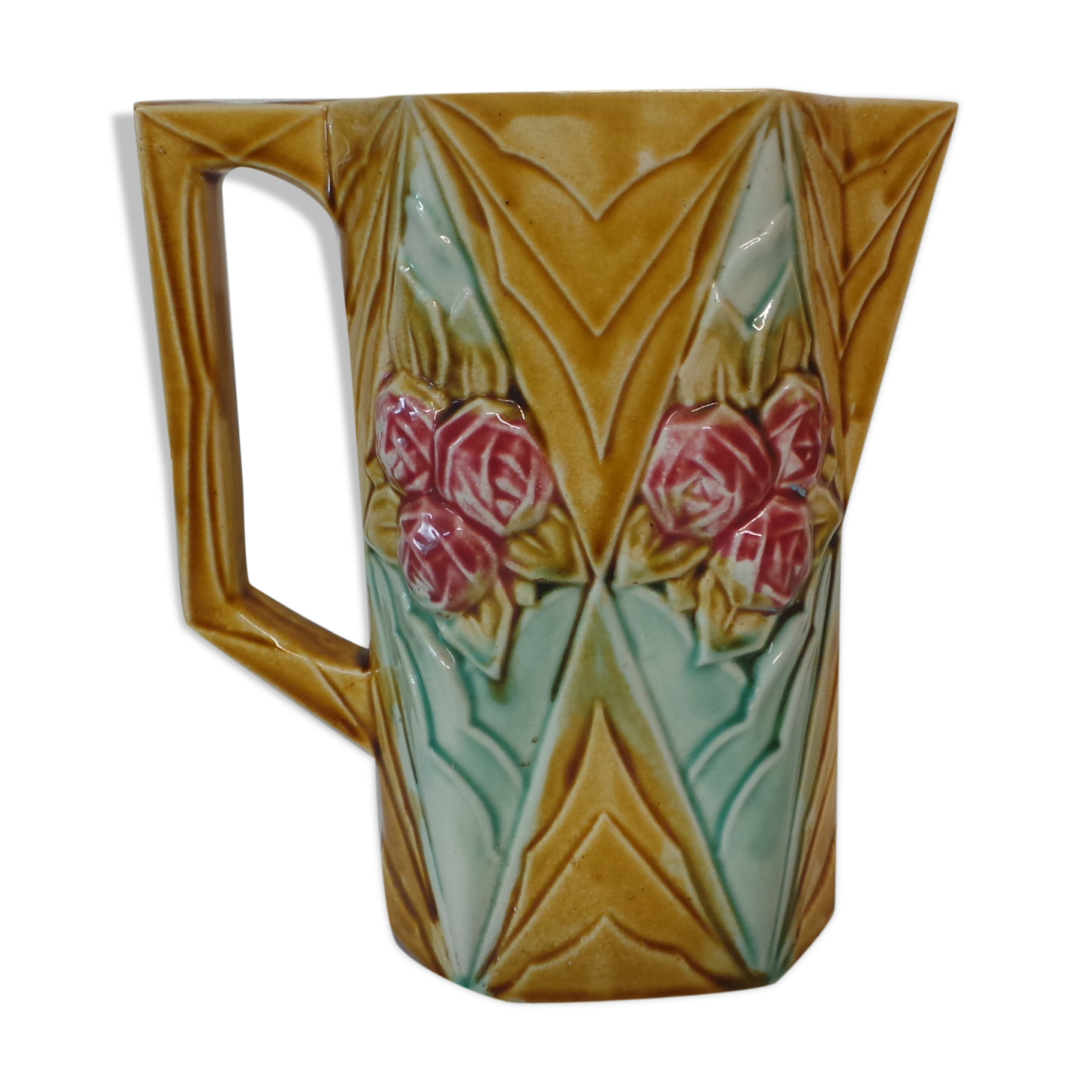 Pitcher dabbling with floral decoration onnaing France