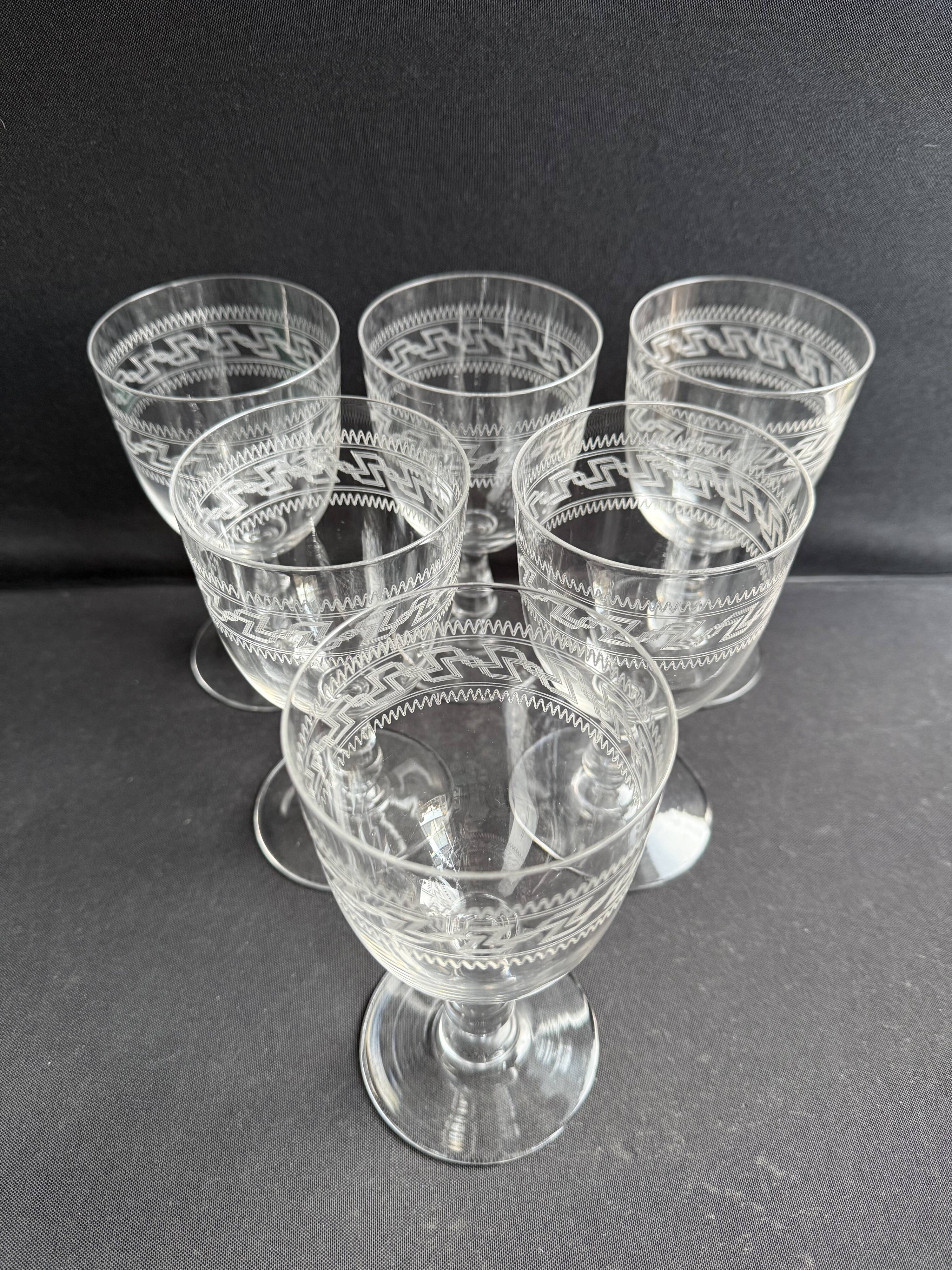 6 verres à eau Baccarat gravure Grecque inclinée