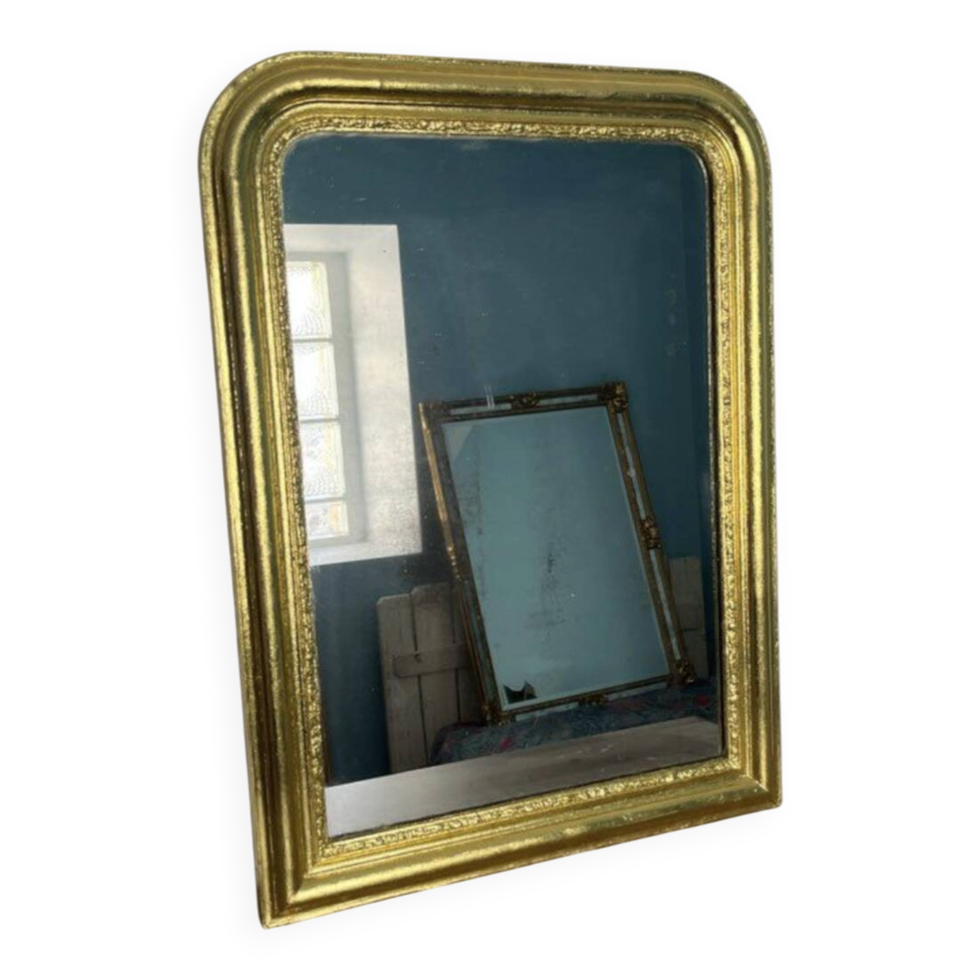 Superb antique gilded mirror in gold leaf – 82×57cm – late 19th century.