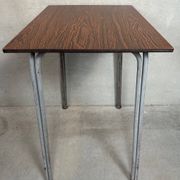 Table d'école industrielles vintage – acier et composite