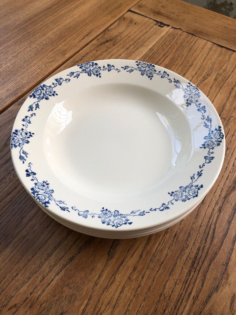 Set de 5 assiettes faïencerie des Chères