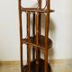Étagère d'angle vintage en bambou et rotin années 1960/70