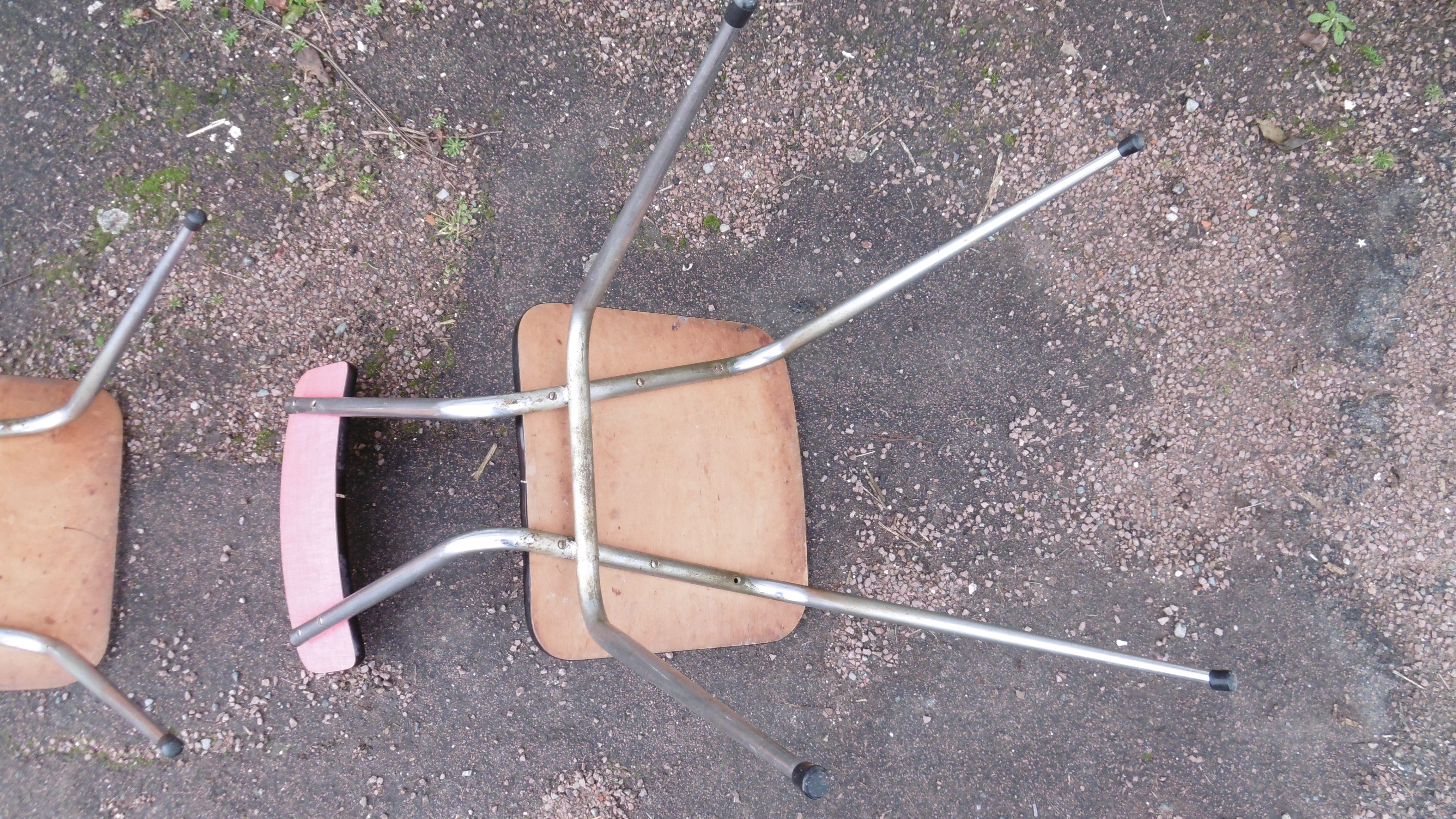 Set of 2 chairs in formica Red