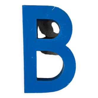 Lettre « B » d’enseigne vintage en métal