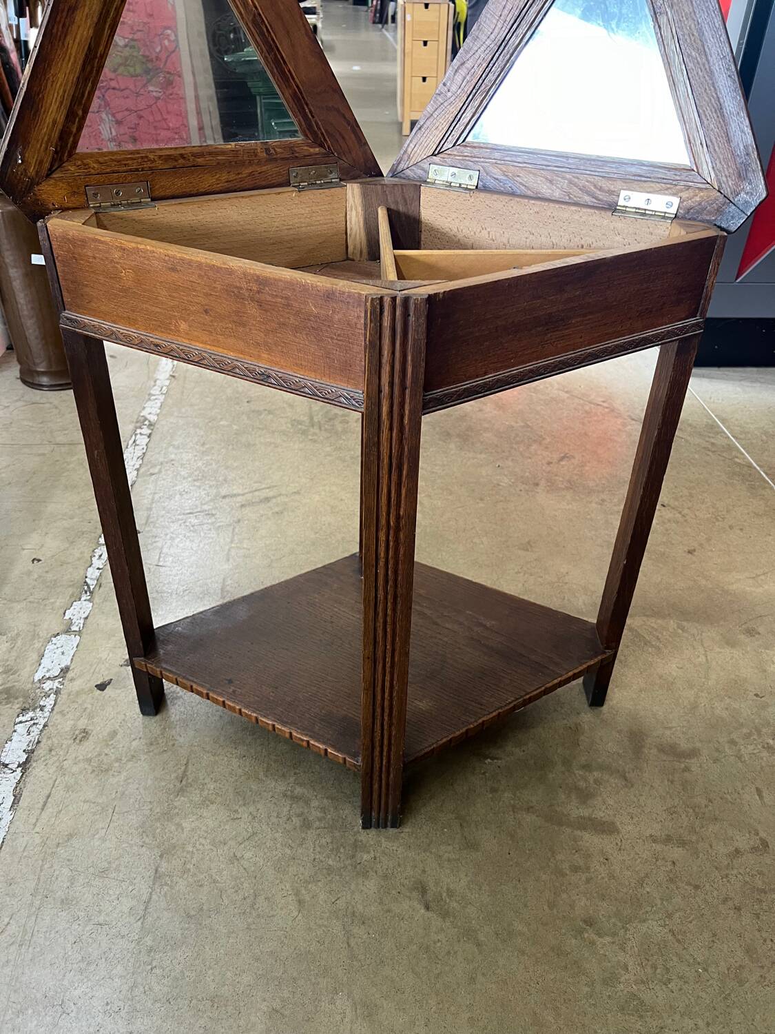 Art Deco bathroom cabinet