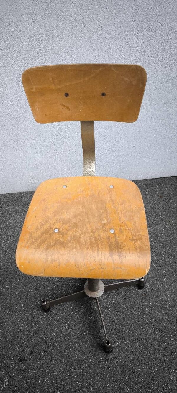 Chaise d'atelier