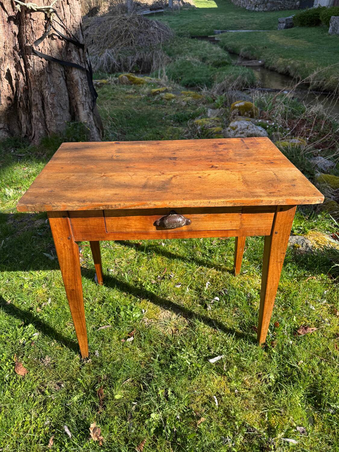 Table de ferme ancienne Auvergne XX siècle
