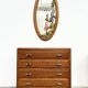 Commode vintage en chêne et poignées chrome – années 60