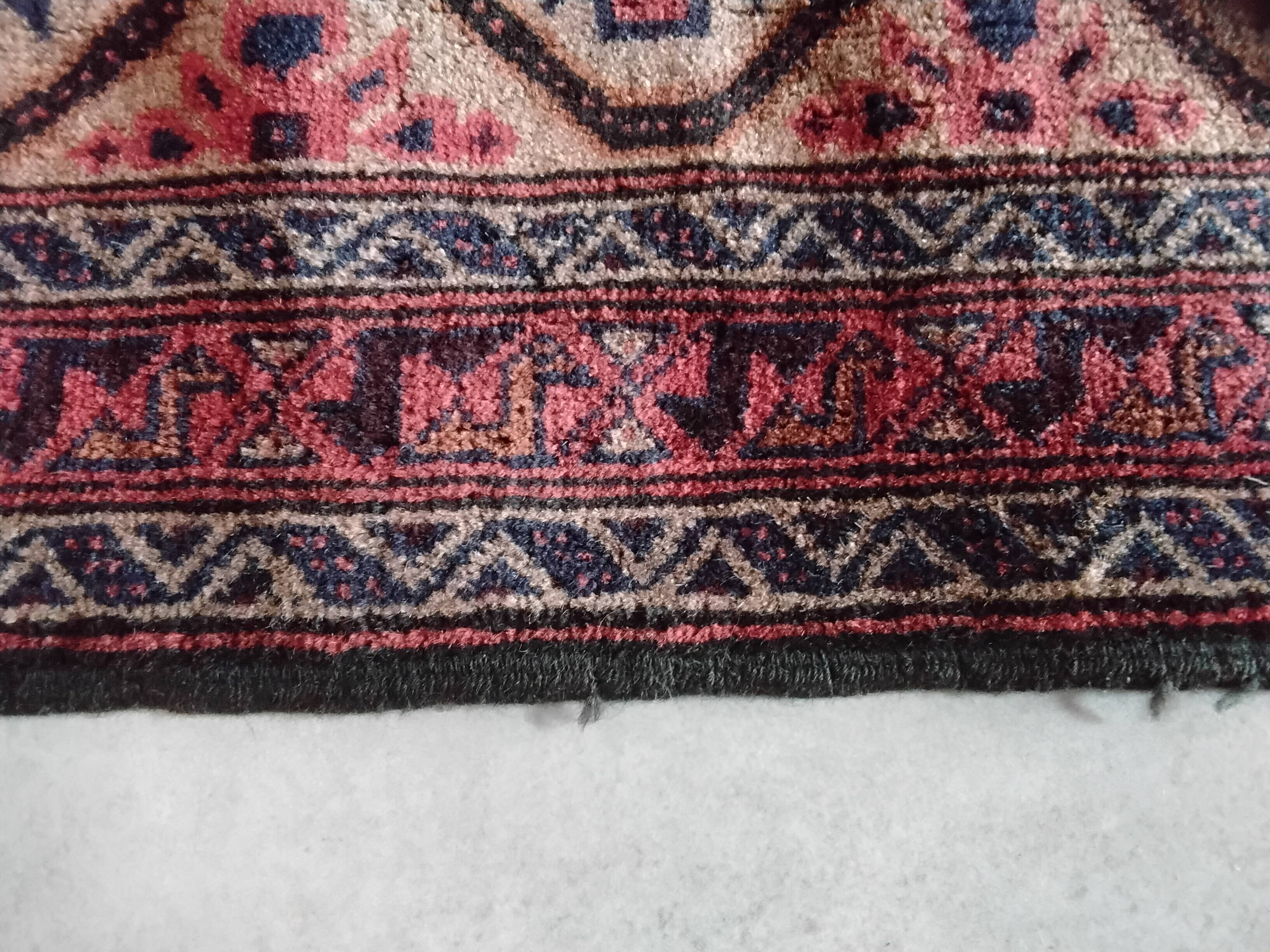Turkmen nomadic carpet 152 x 87 cm, antique hand-knotted.