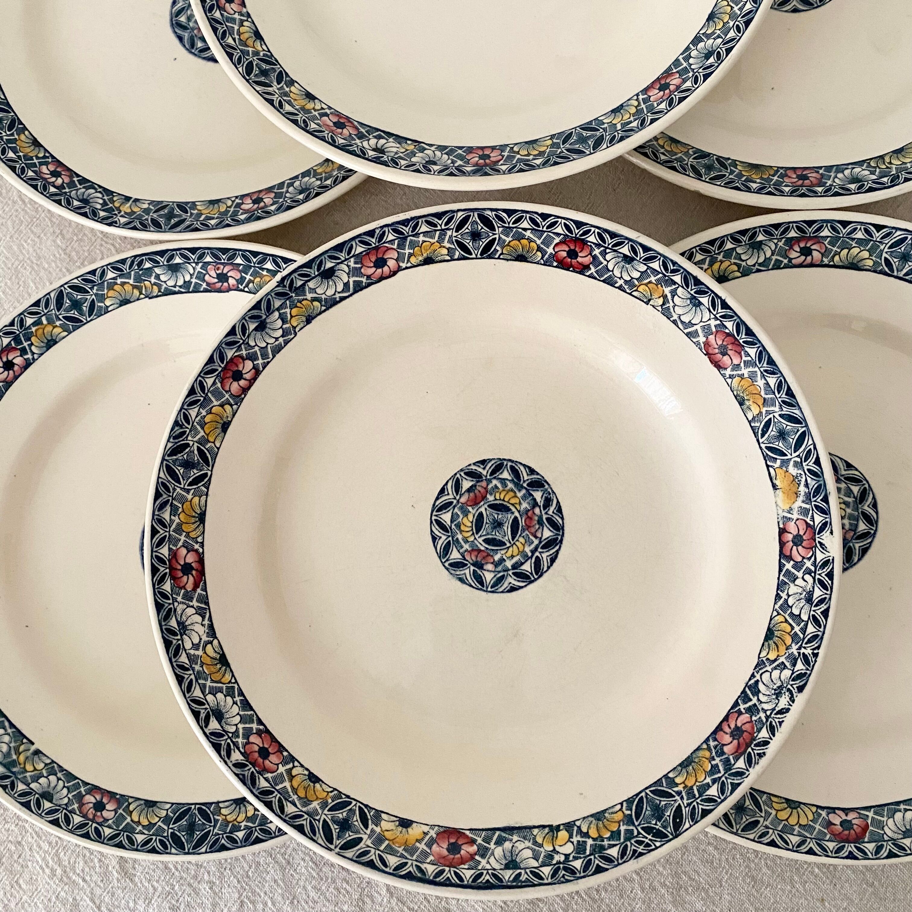 Lot of dessert plates "terre de fer"