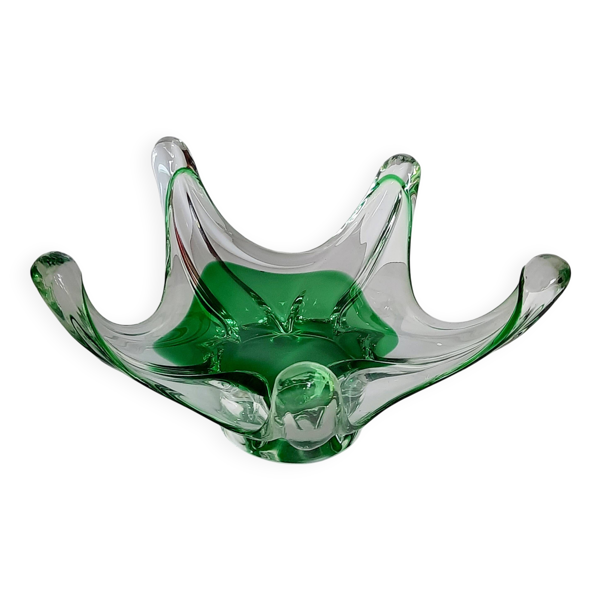 Art glass cup in the style of Josef Hospodka's creations for the v