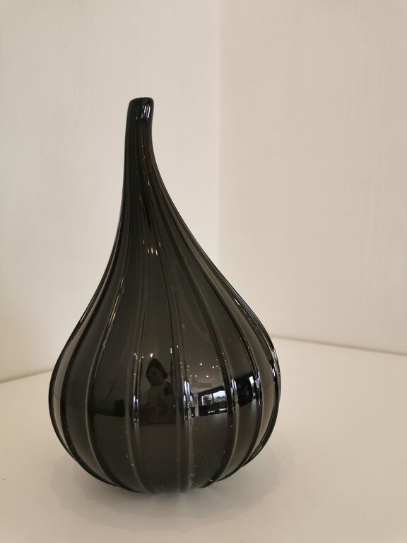 Murano glass vase, Salviati model Drops