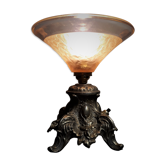 Lampe en régule doré  1930 a 40  avec inter et verre moulé opaque rose ,,,23cmx17cm