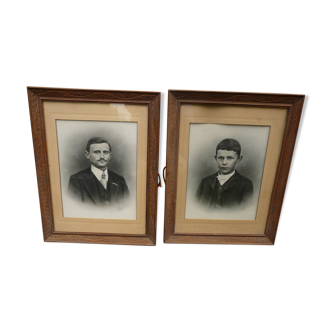 pair of wooden frames with photos signed 1923 45.3X35.3cm