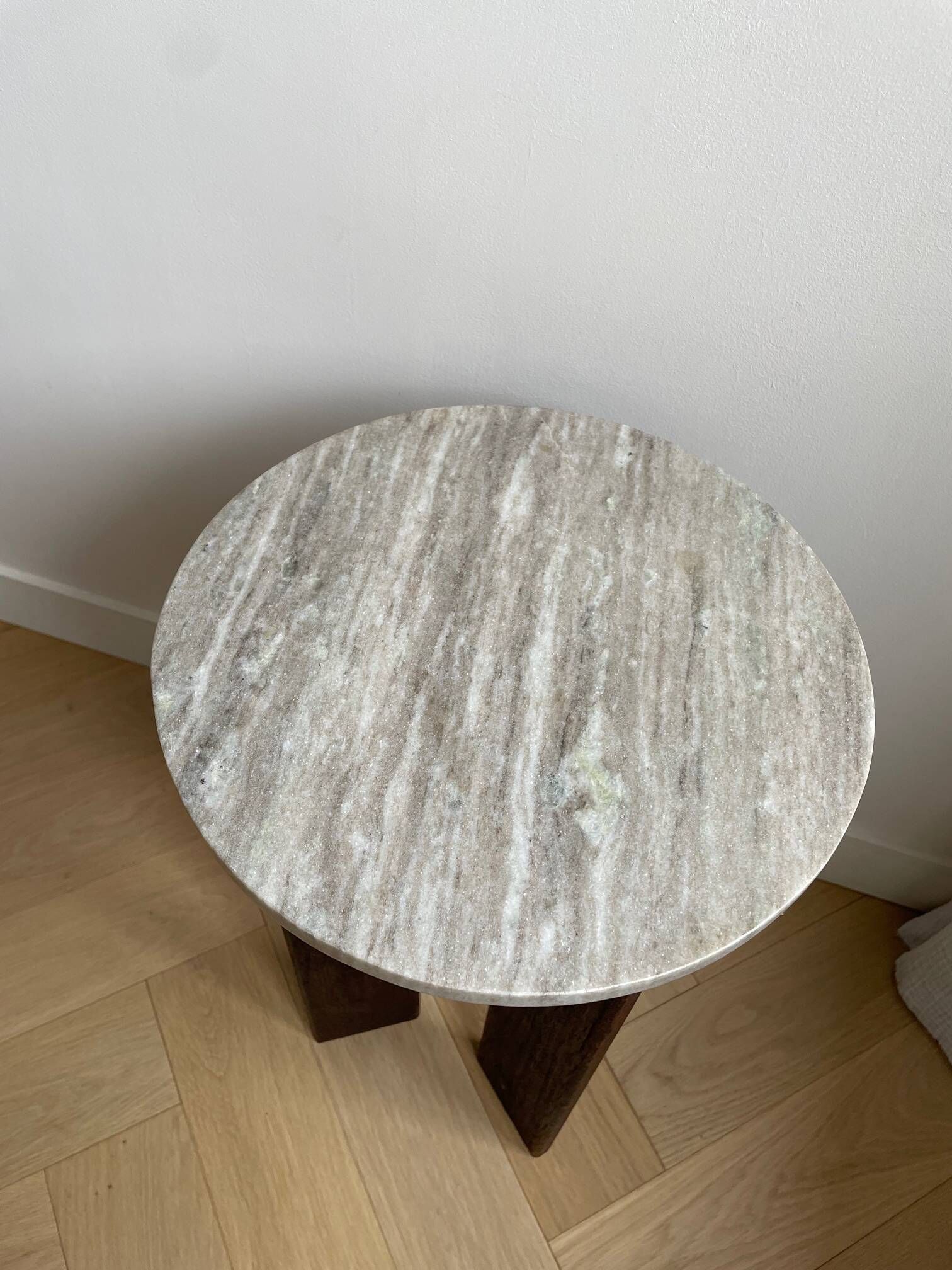 Table d'appoint en marbre / chêne massif