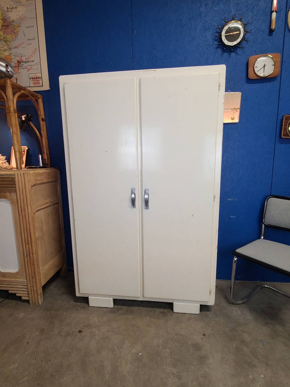 Vintage Mado cupboard 1950