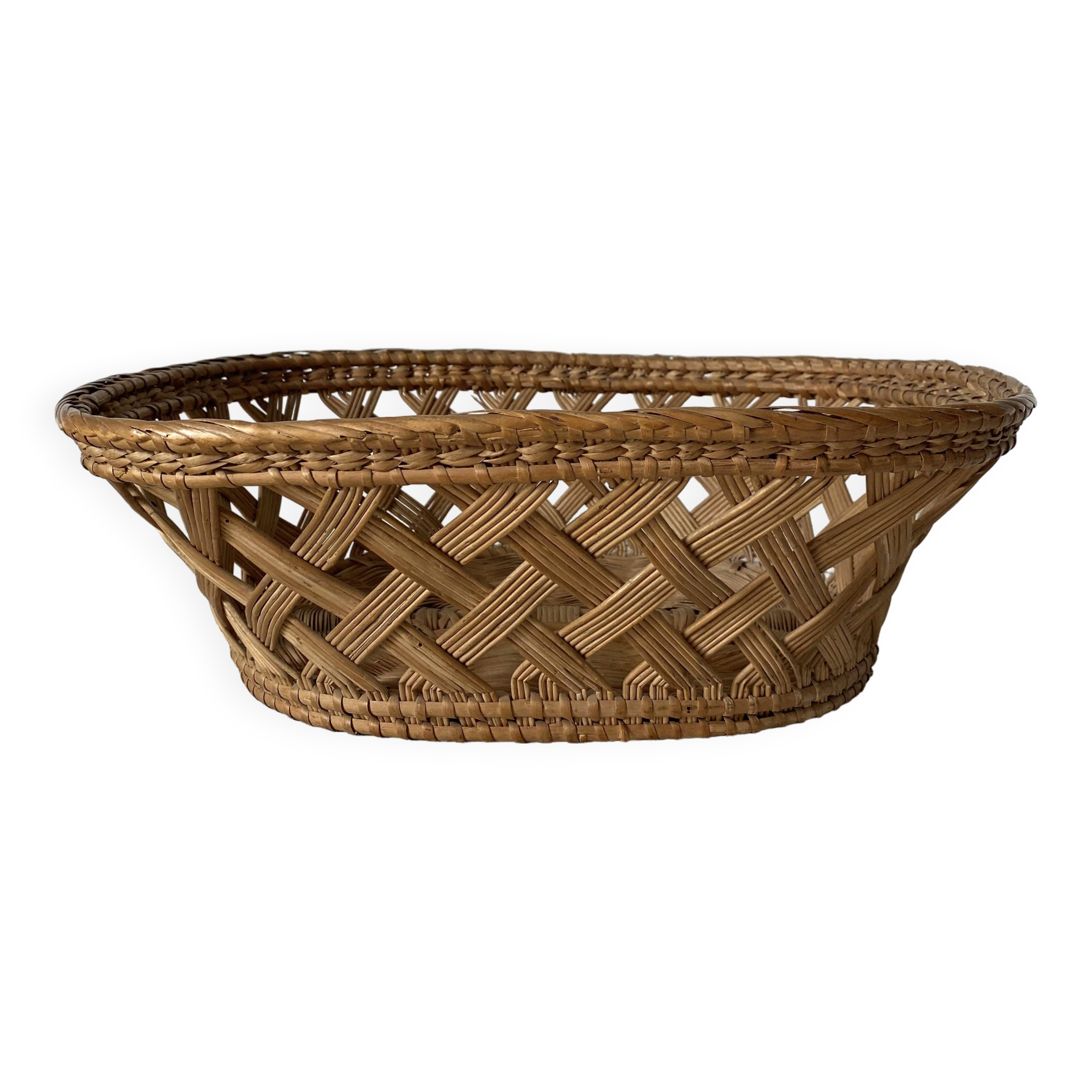 Wicker basket, fruit bowl