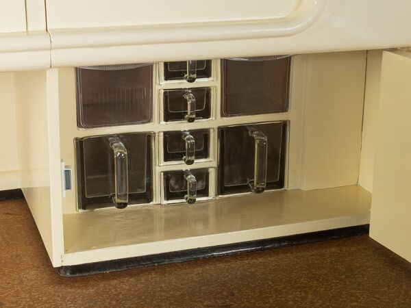 Armoire de cuisine Art Déco, années 1920