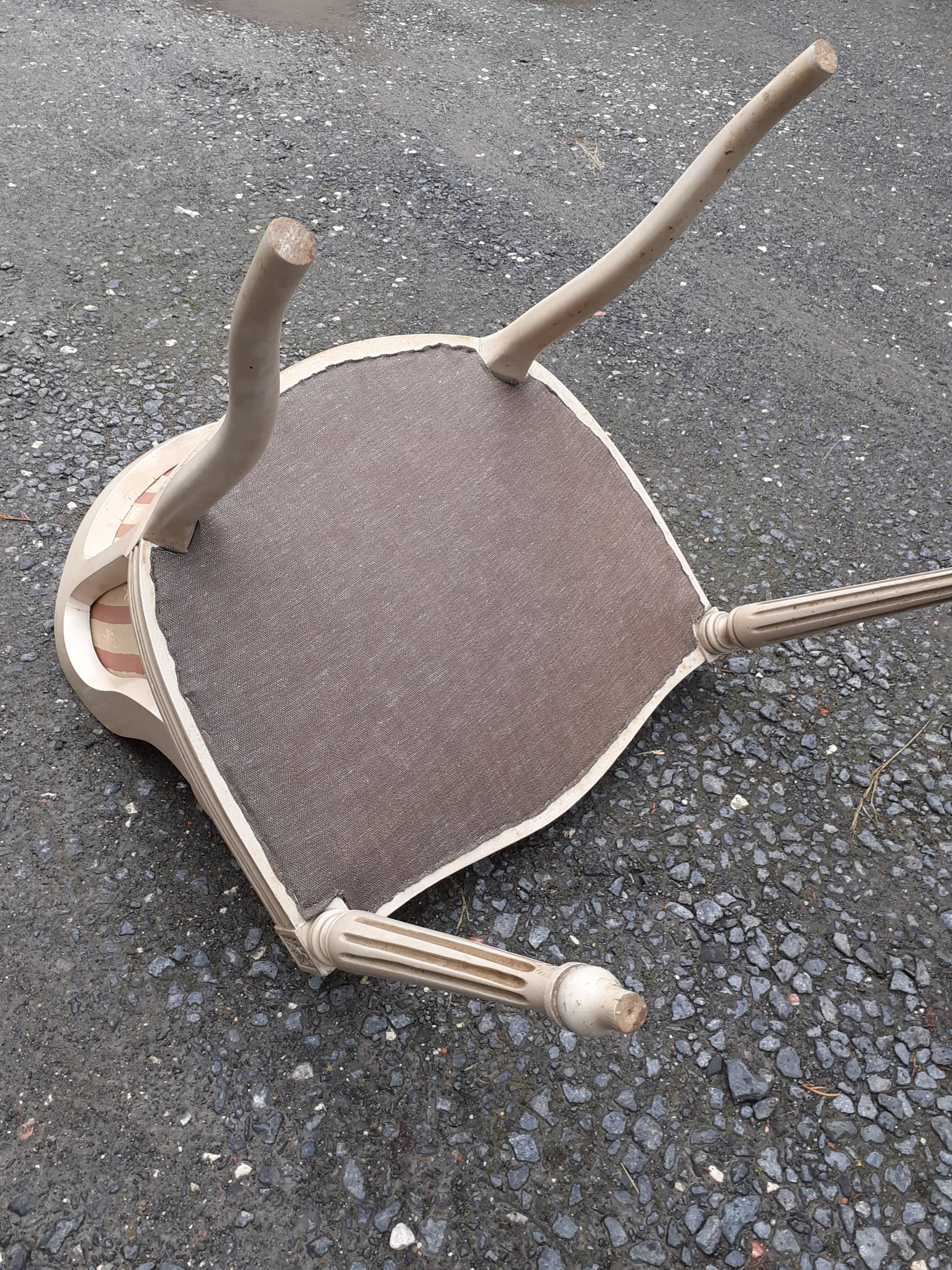 Convertible armchair