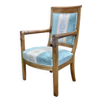 Fauteuil d'époque Restauration en noyer du XIXème