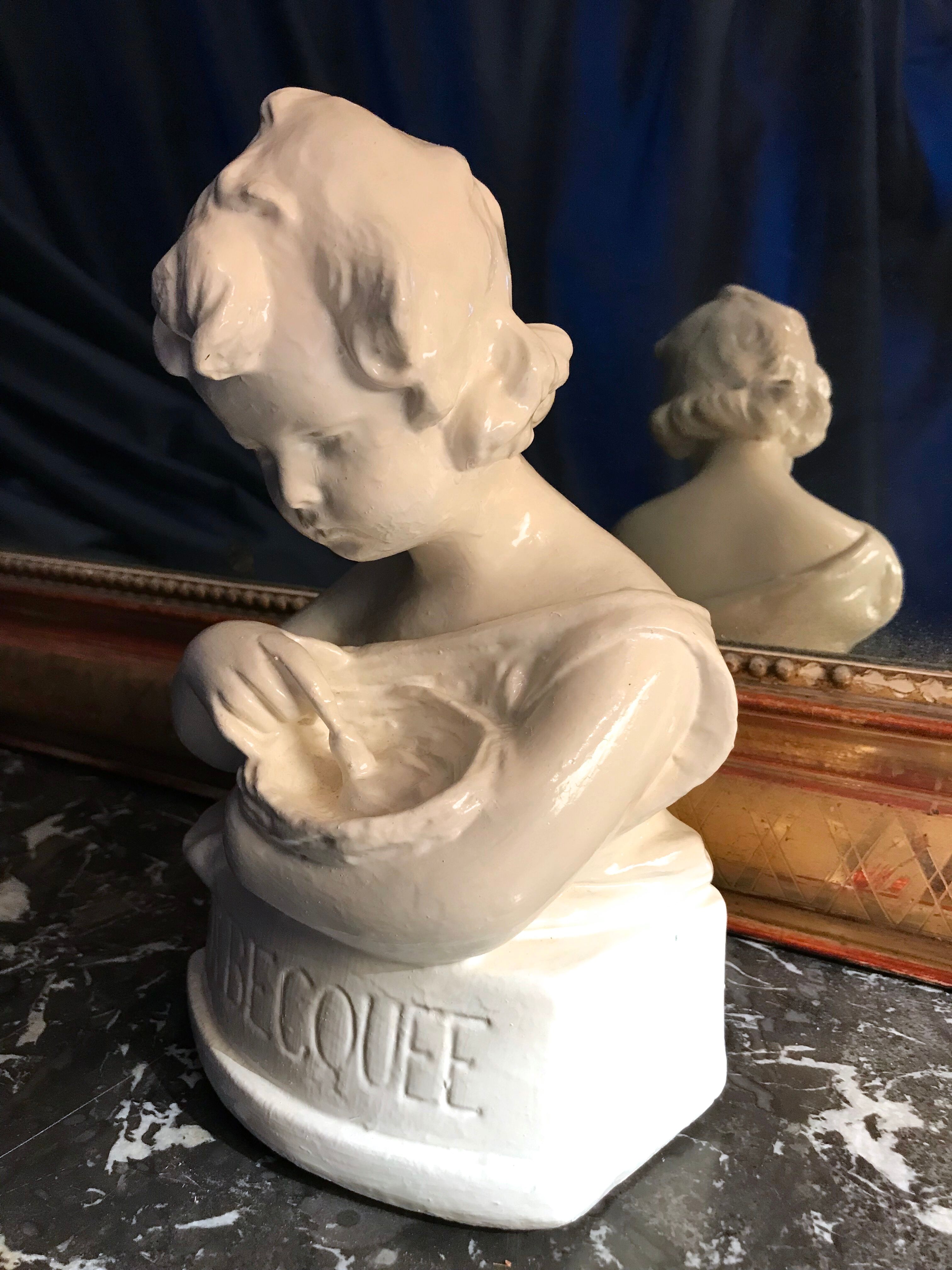 Cherub bust 19th century La Becquée petit enfant et oiseau figurine bébé angelot enamelled white