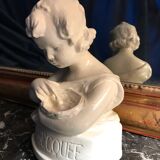 Cherub bust 19th century La Becquée petit enfant et oiseau figurine bébé angelot enamelled white