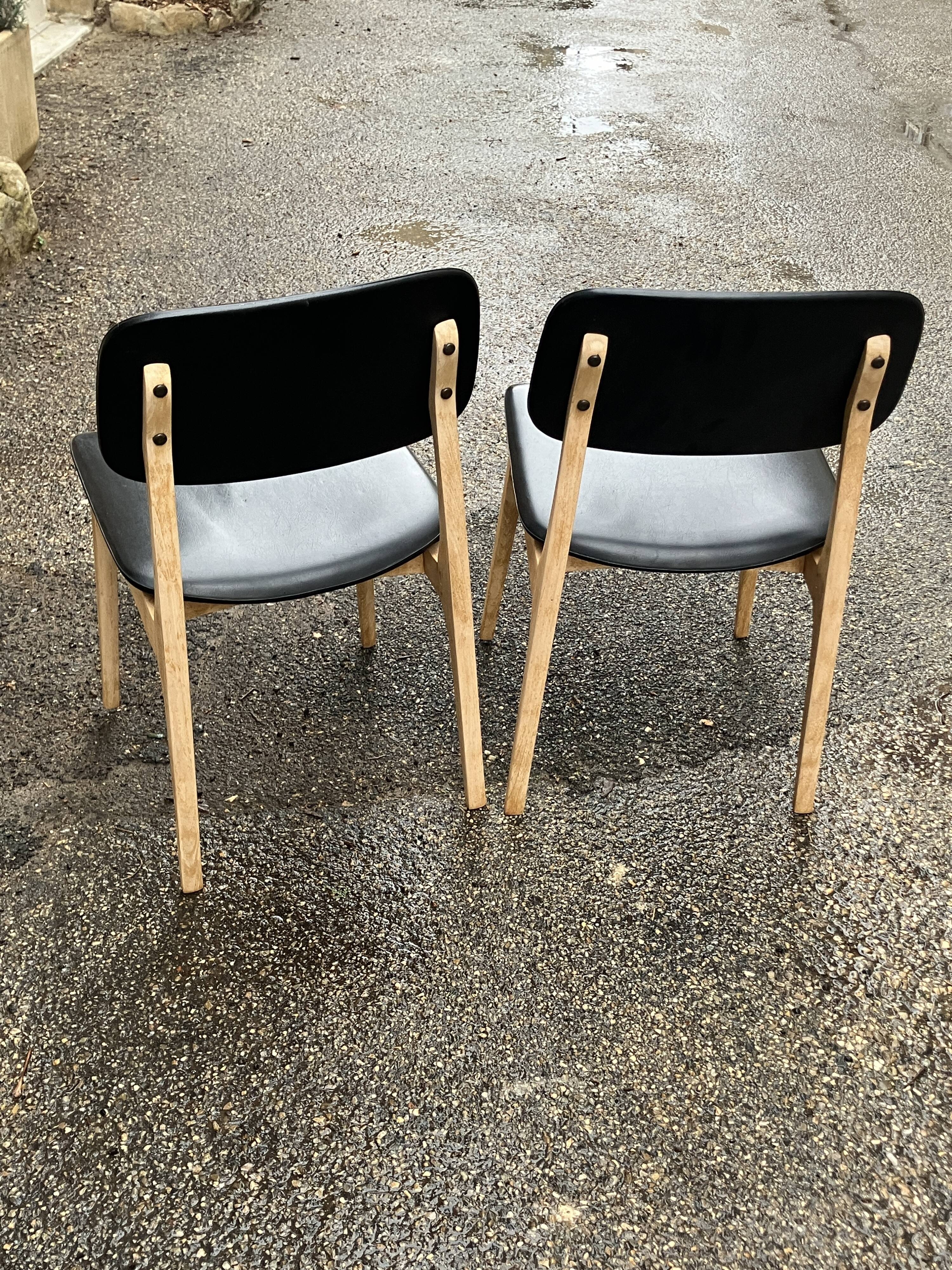 Pair of vintage Scandinavian chairs from the 1960s.