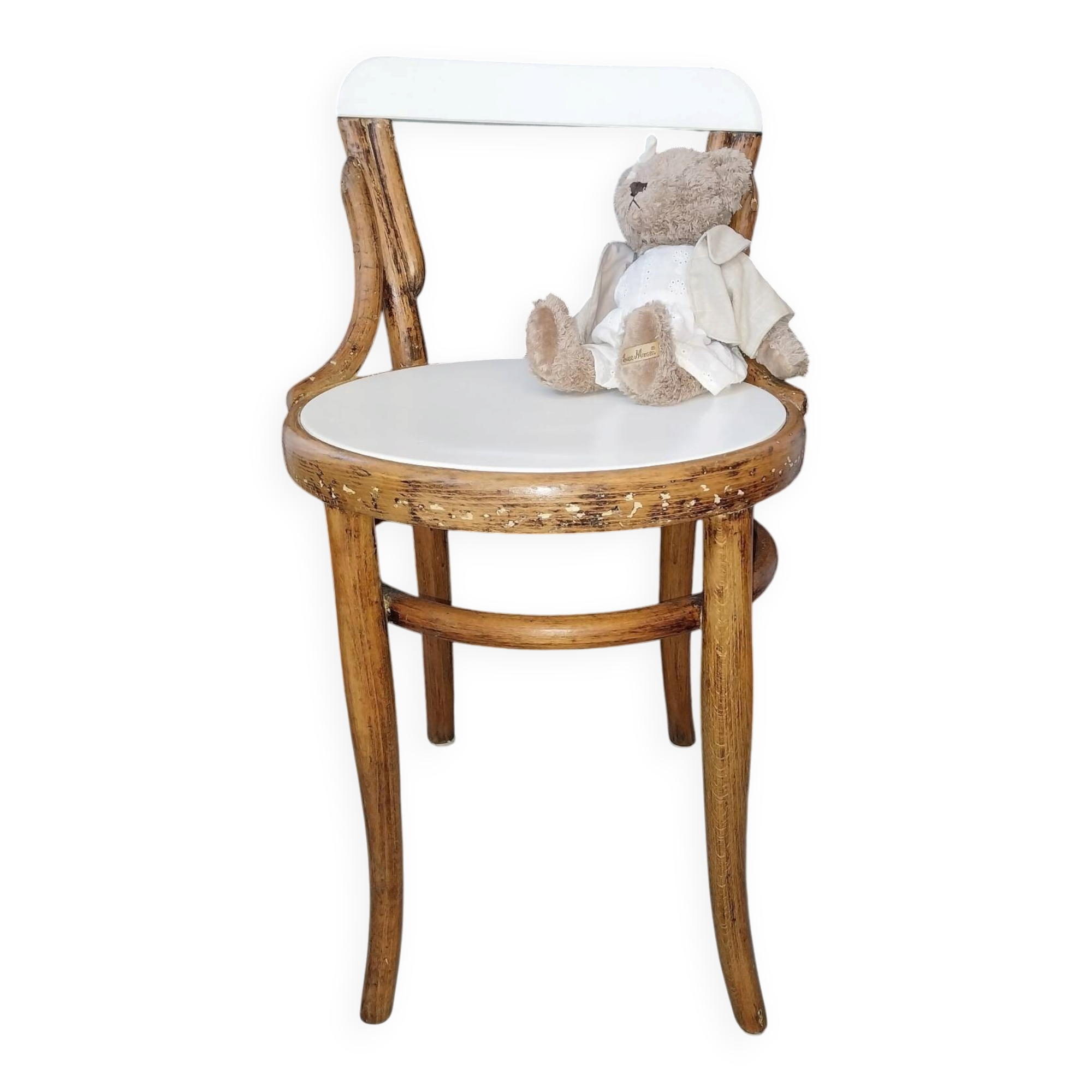 Curved wooden children's chair