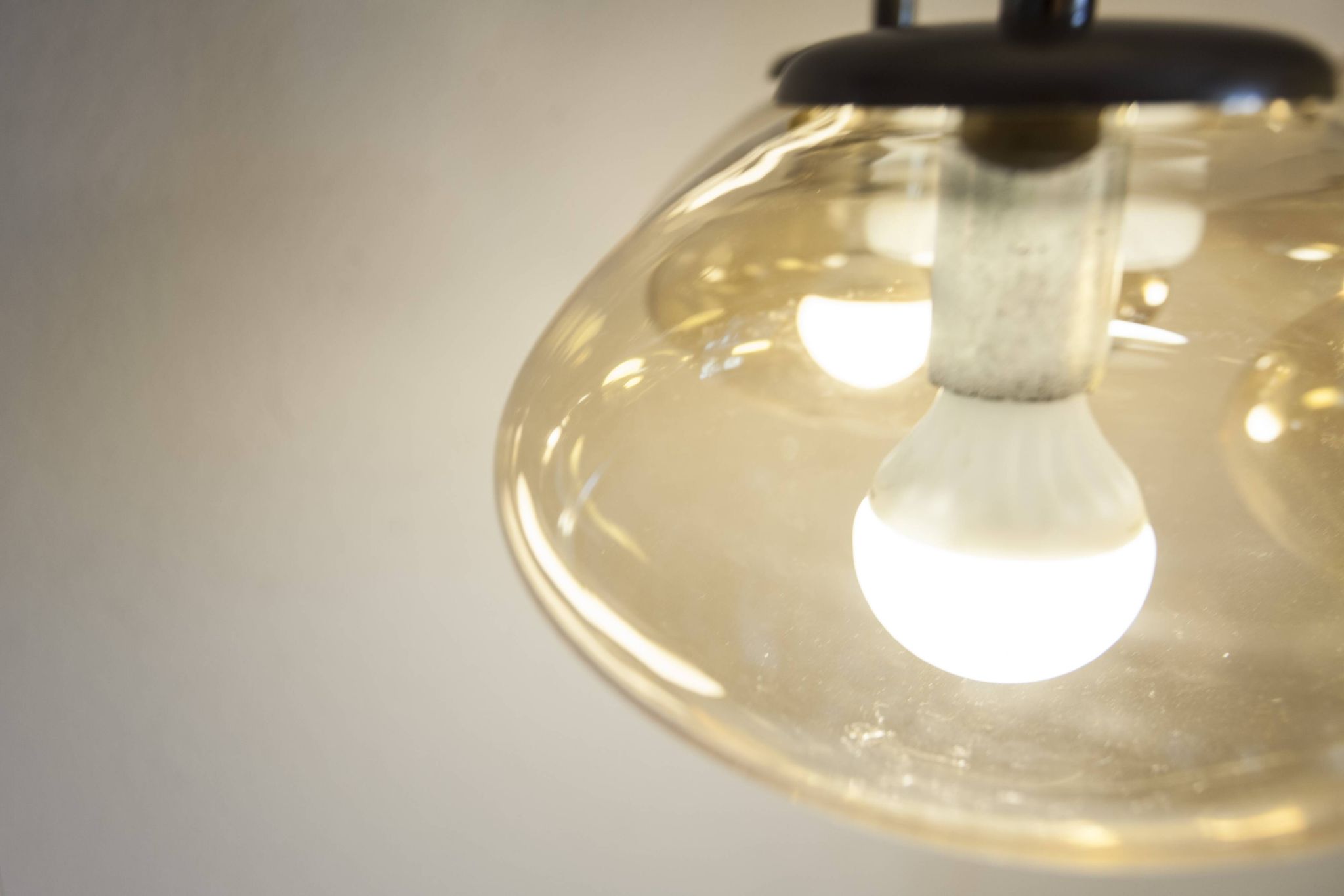 Light smoked glass water drop chandelier with 6 drops from the 1960s.