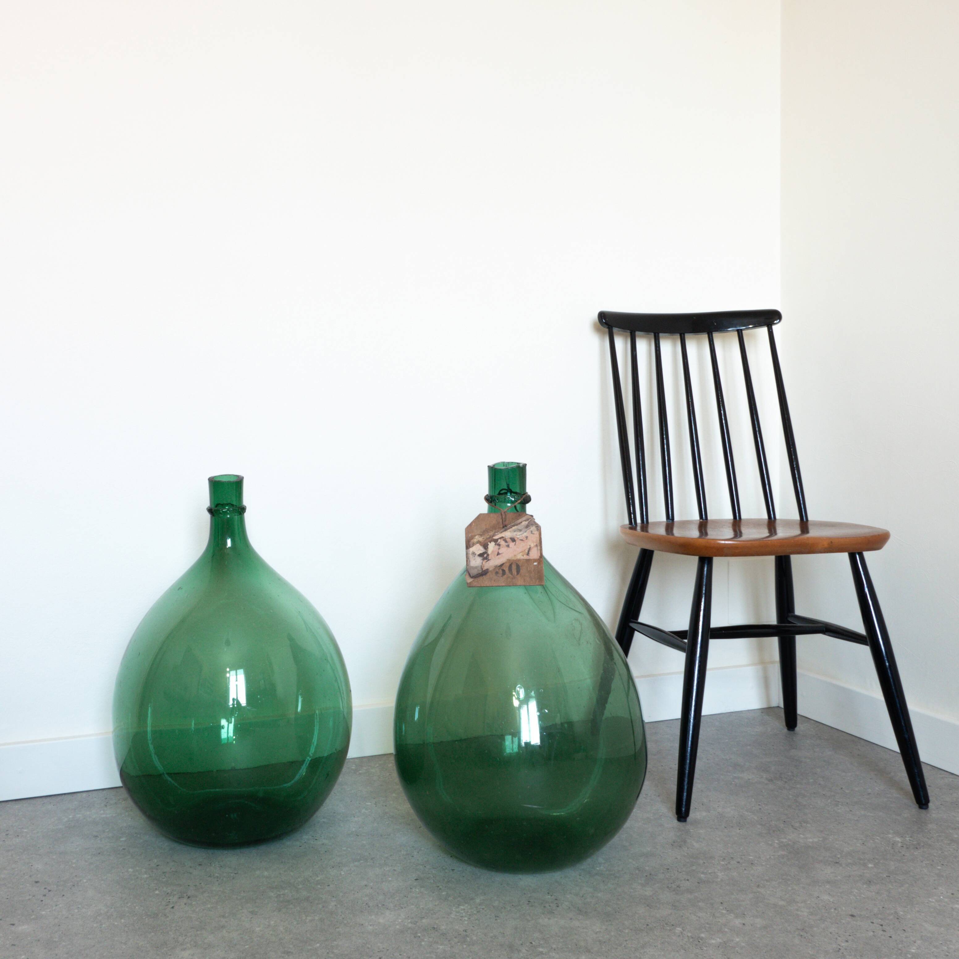 Pair of demijohns of 30 L