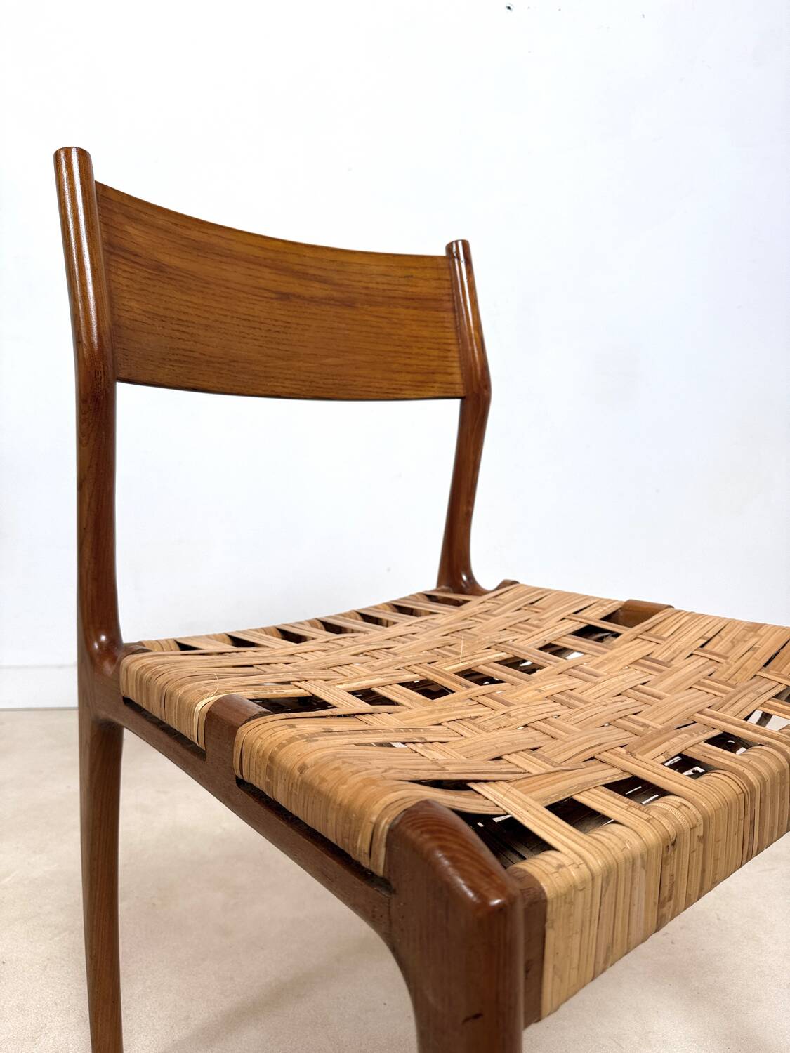 Set of 6 Gessef chairs model "Havana"