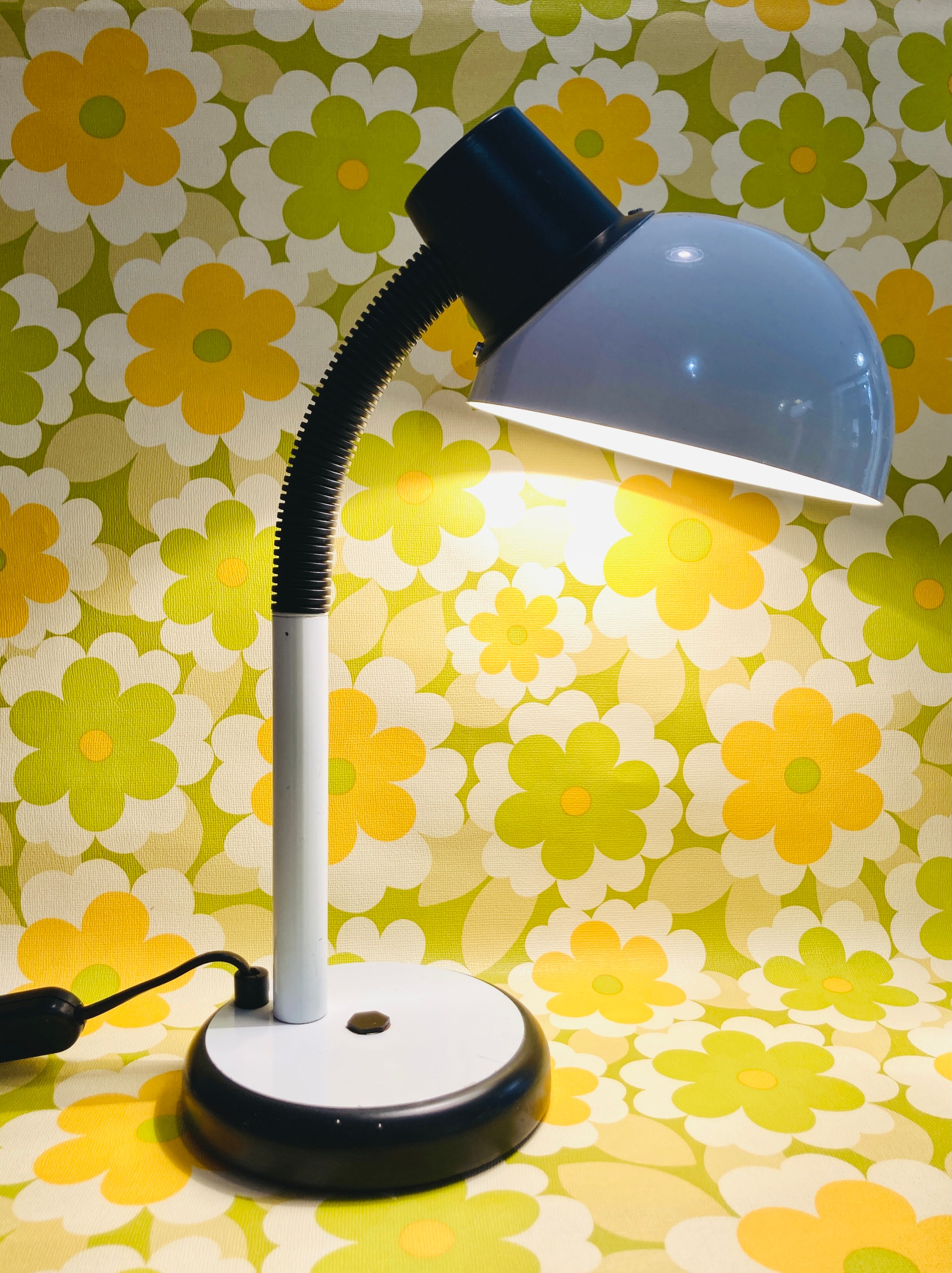 Light gray lamp of the 60s-70s articulated