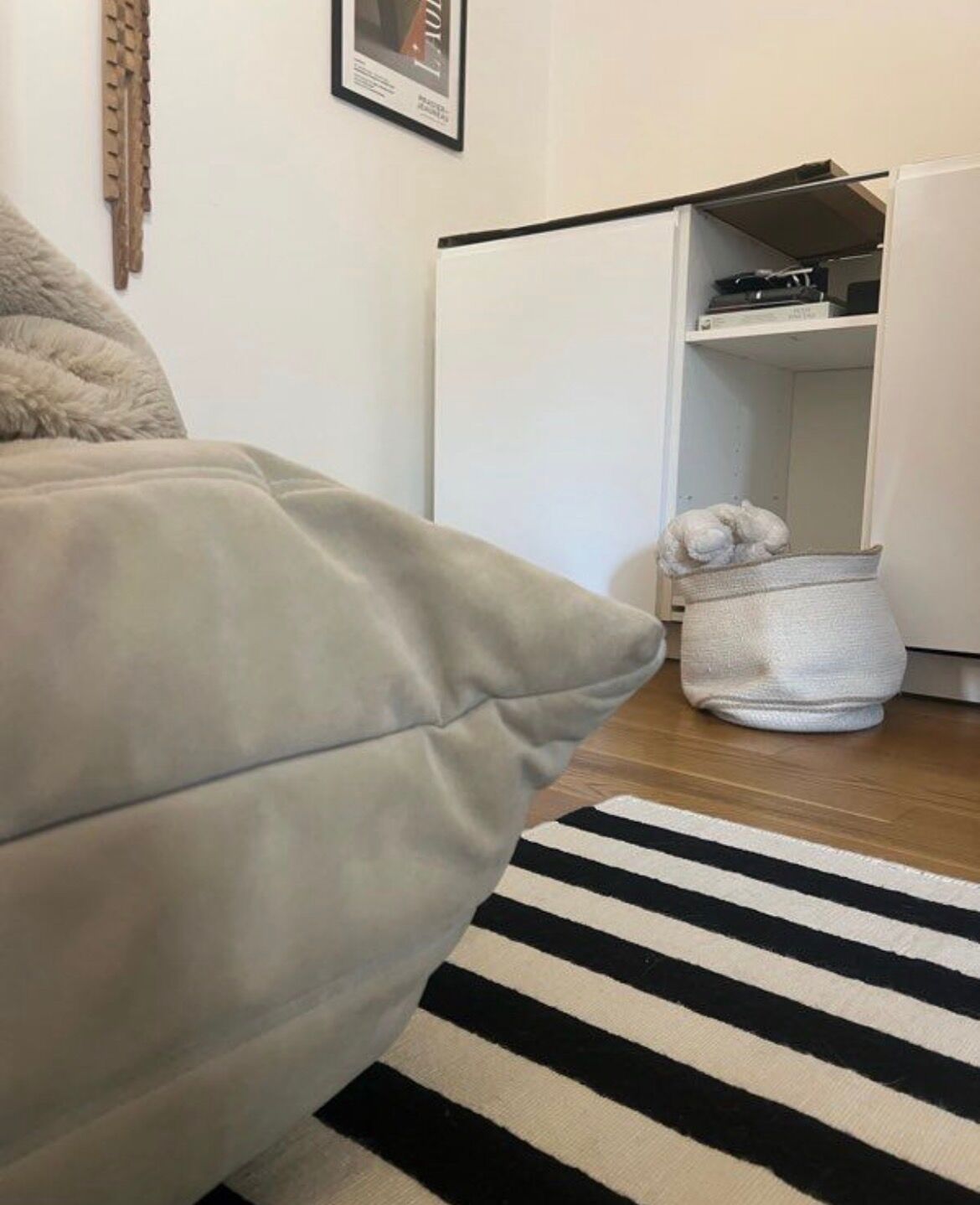 Togo 2 places pearl grey alcantara