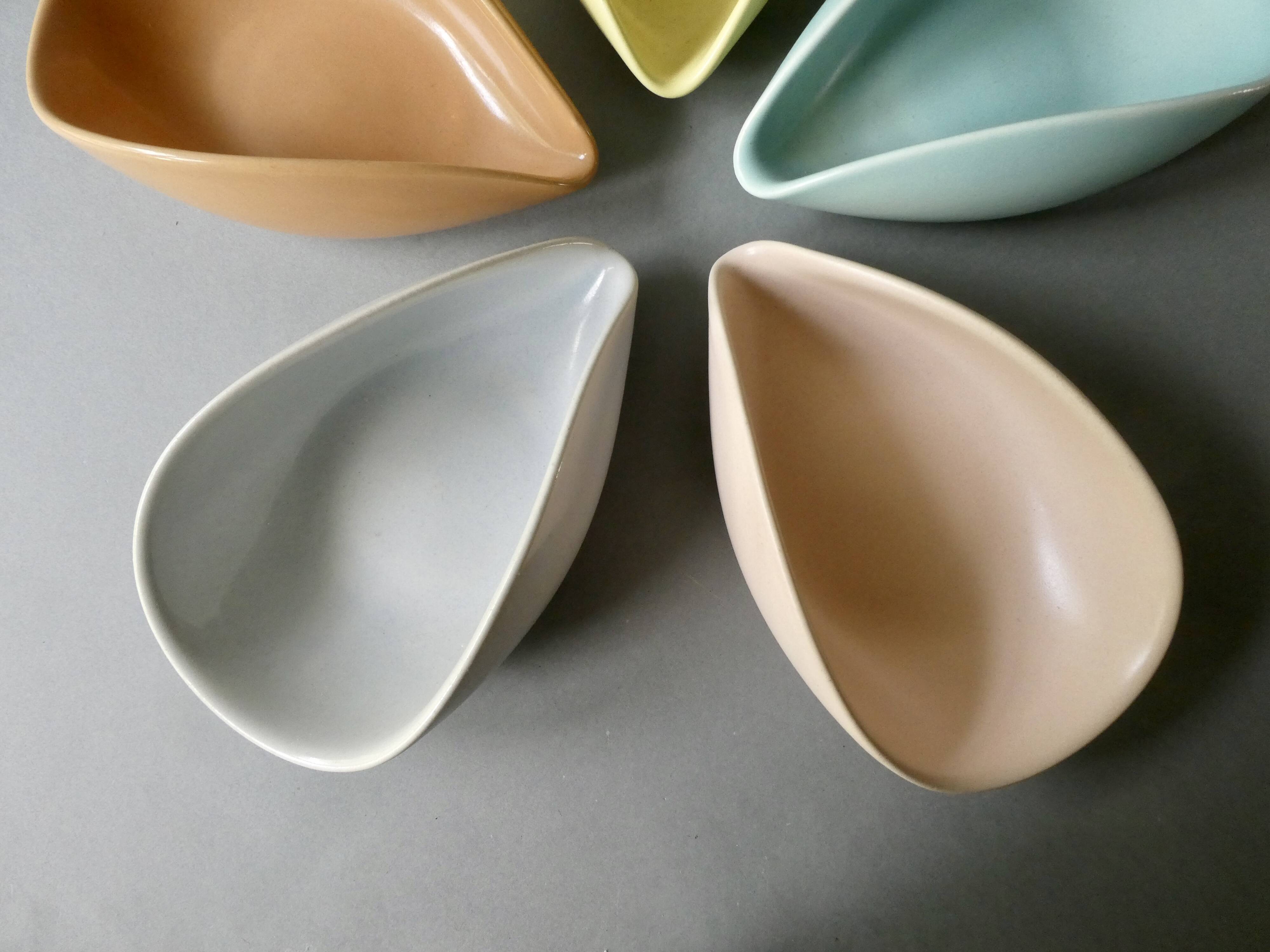 5 ceramic cups from the 50s, pastel tone