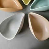 5 ceramic cups from the 50s, pastel tone