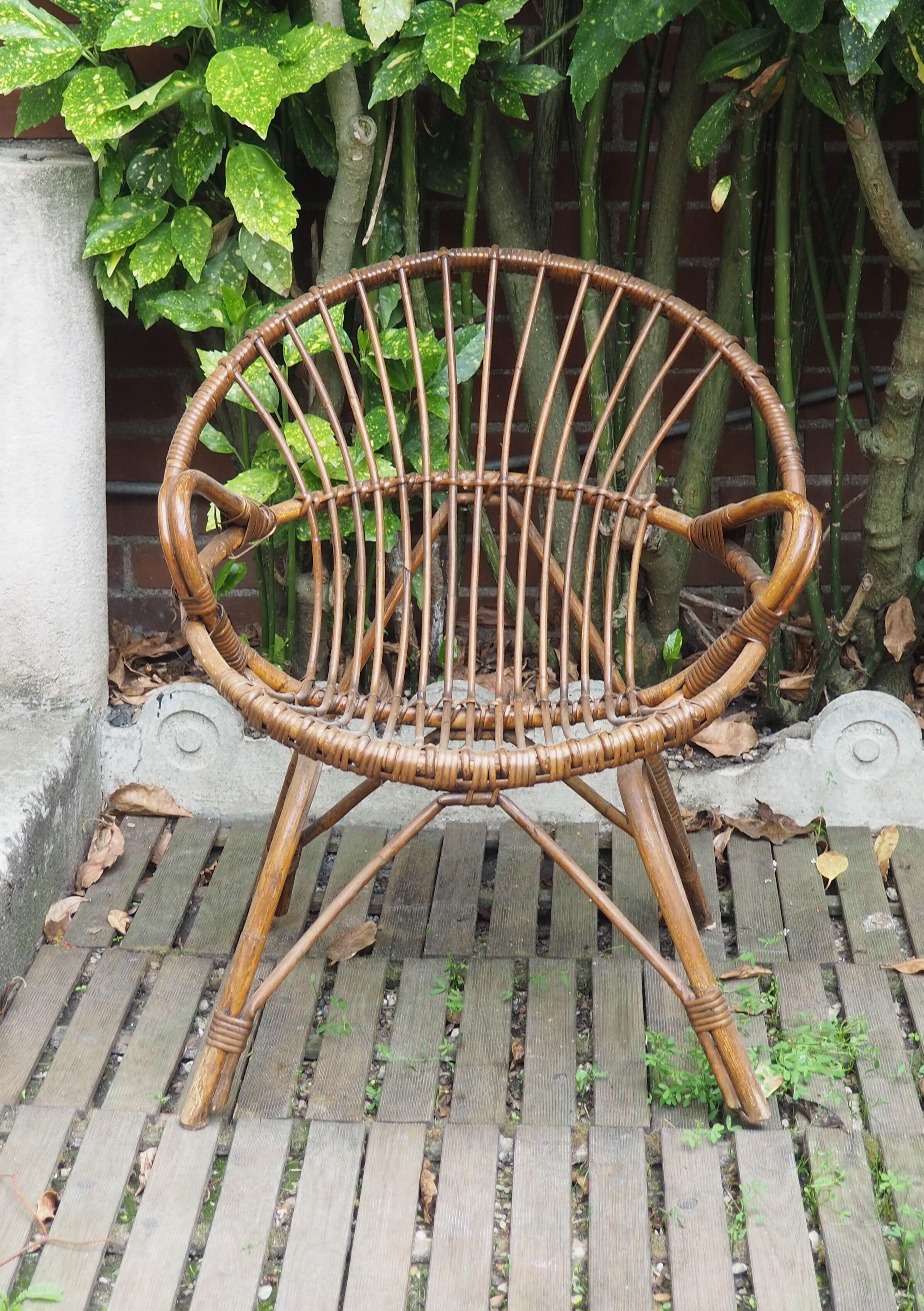 Fauteuil corbeille en rotin