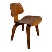 DCW chair in walnut by Charles & Ray Eames for Herman Miller, 1950-53