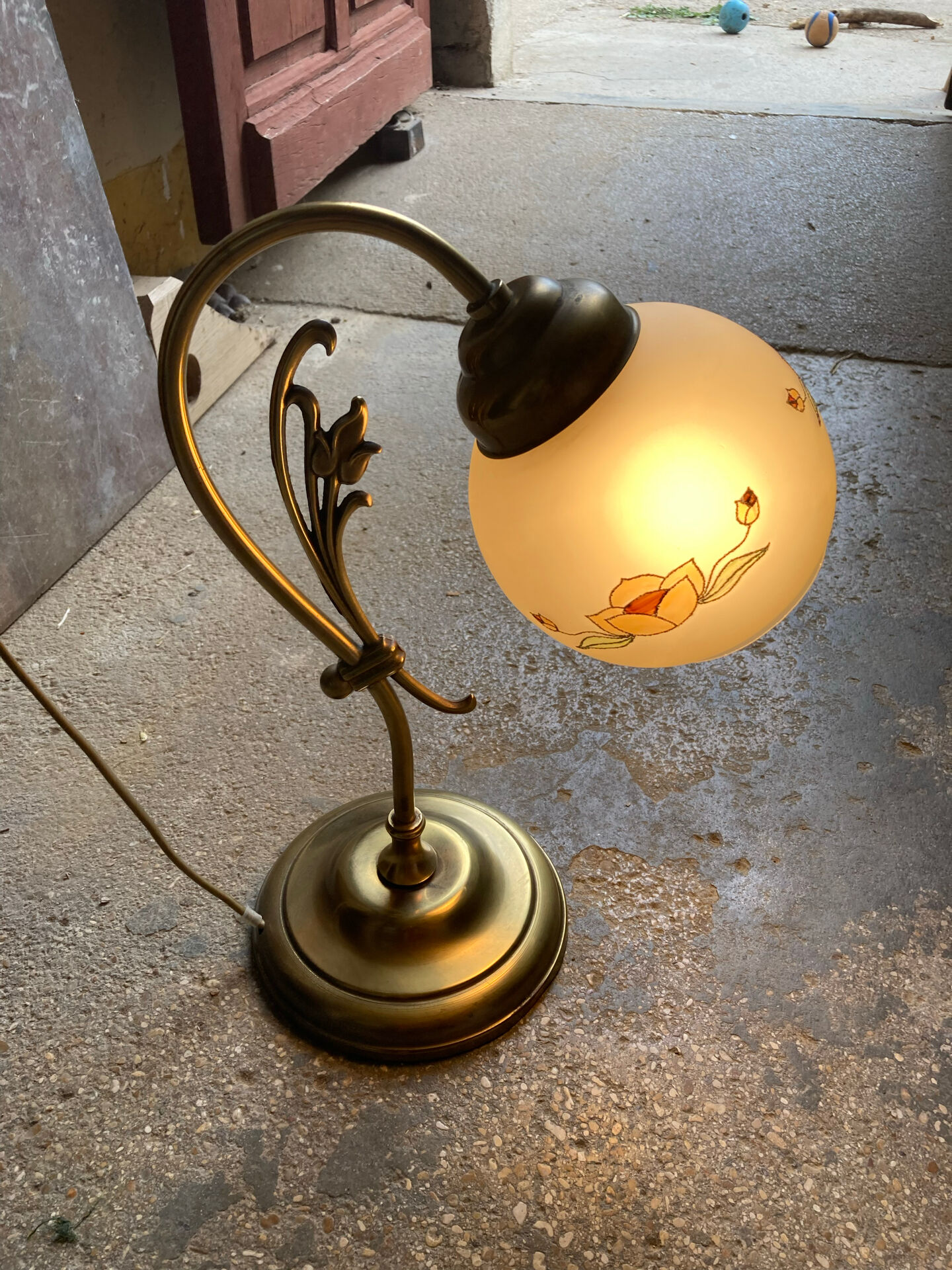 Art Deco revival table lamp