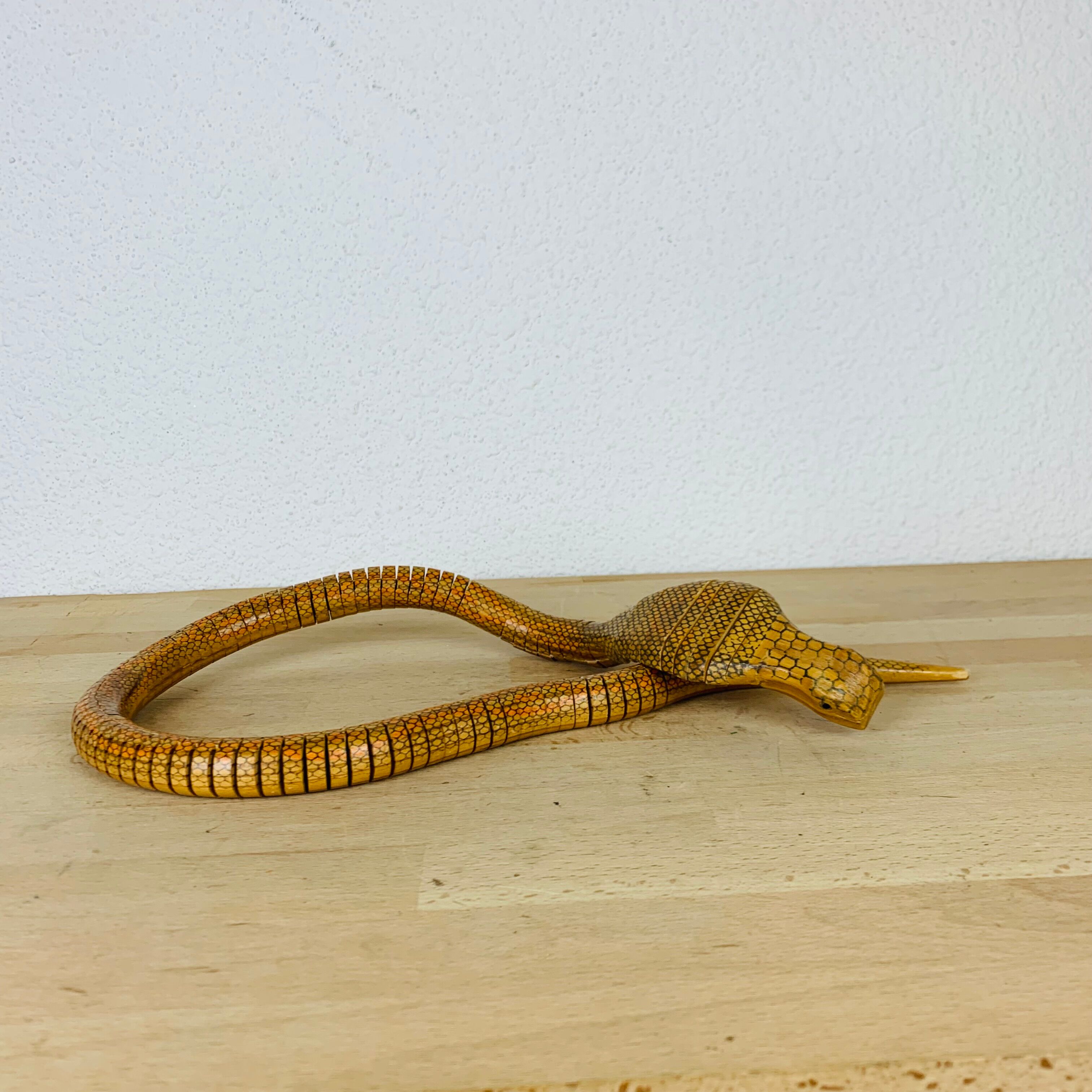 Jouet serpent articulé en bois vintage