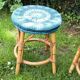 4 tabourets en rotin et housses en crochet