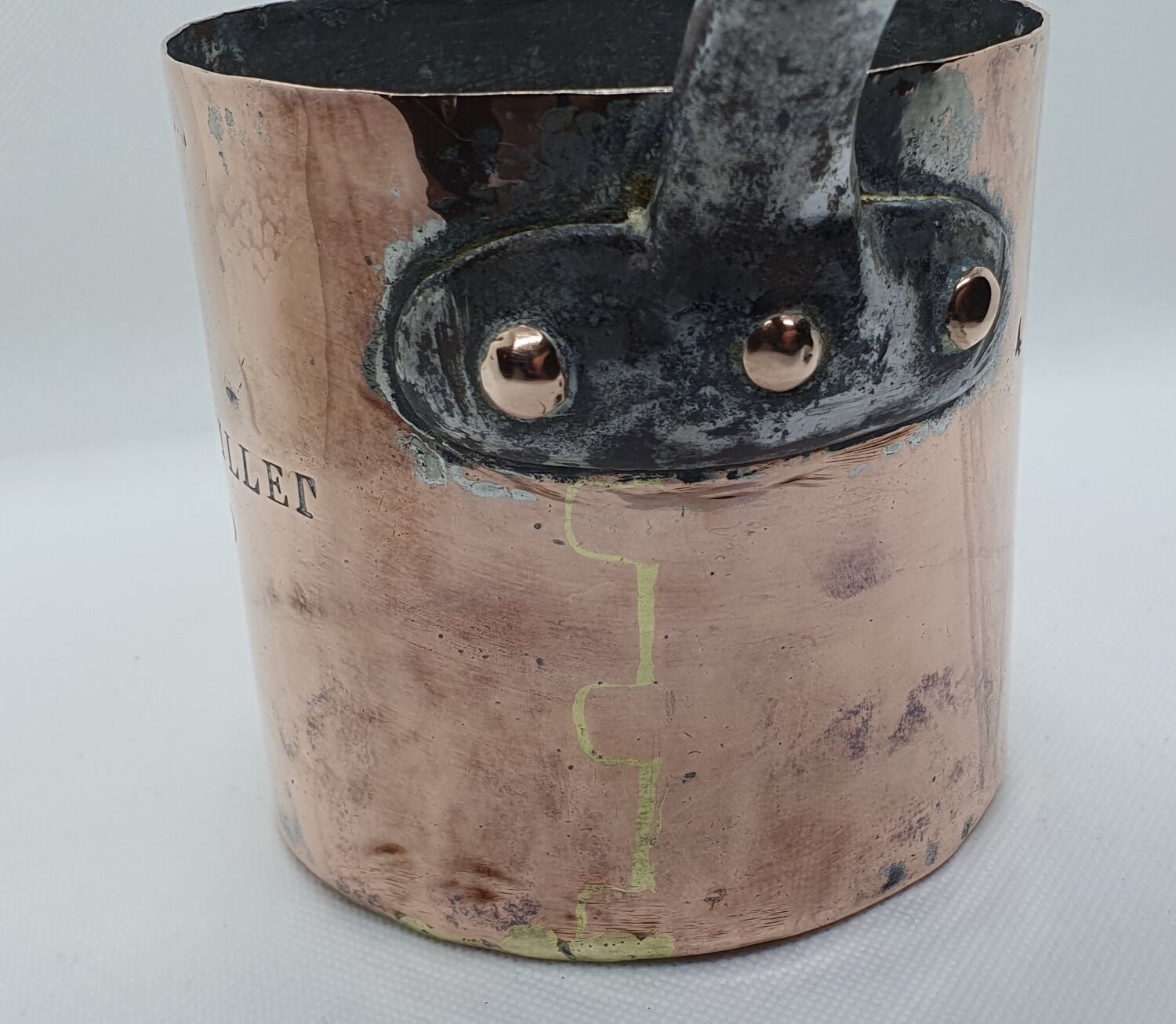 Copper pan of the castle of Rambouillet 1810