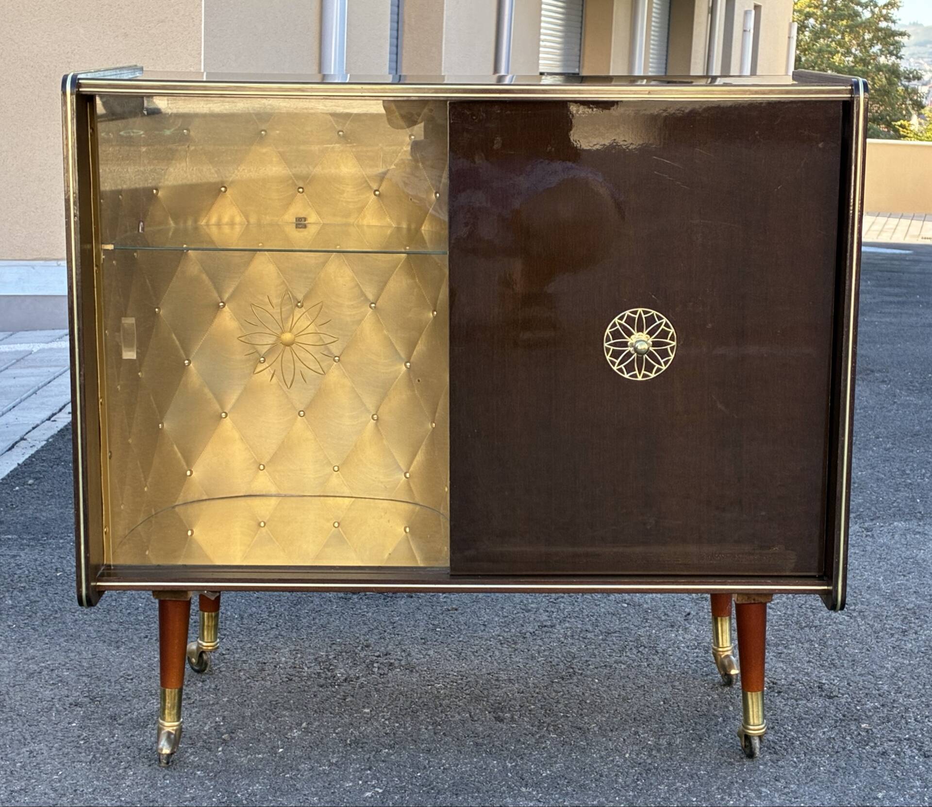 Vintage 60s TV console bar