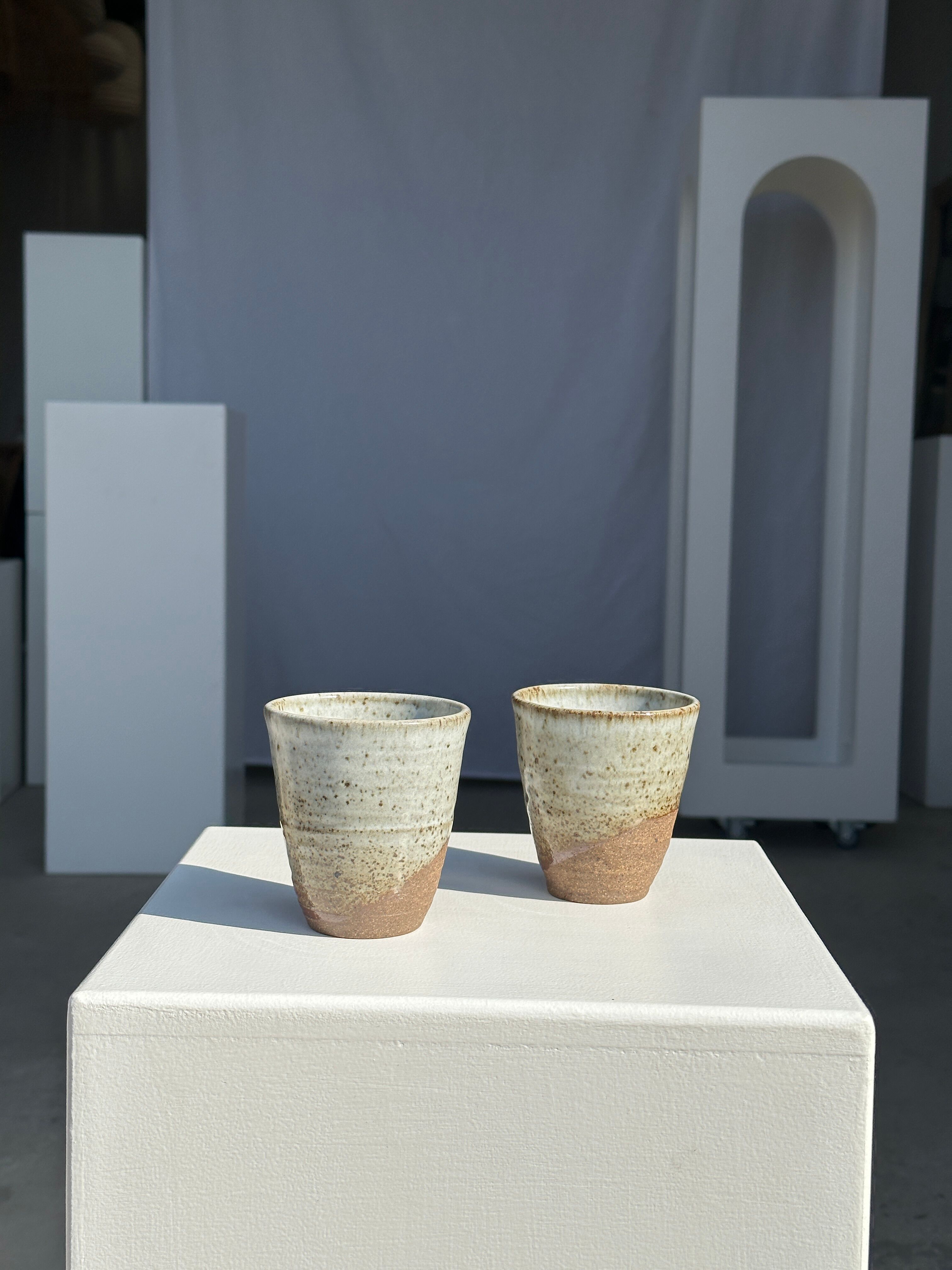 Set of 2 cups in Indonesian ceramic (brown & speckled glazed matte)