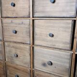 Meuble de métier industriel ou d'apothicaire avec 30 tiroirs bois vintage