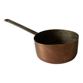 Copper saucepan