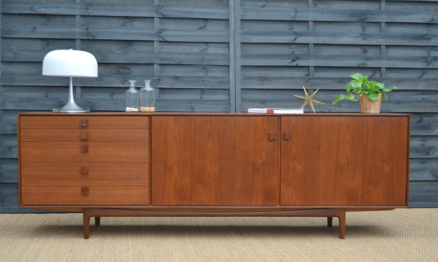 Enfilade « G-Plan danish design » par Kofod Larsen 2m35