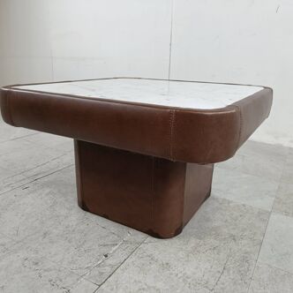 Vintage coffee table in marble and leather attribué à Desede, 1970s