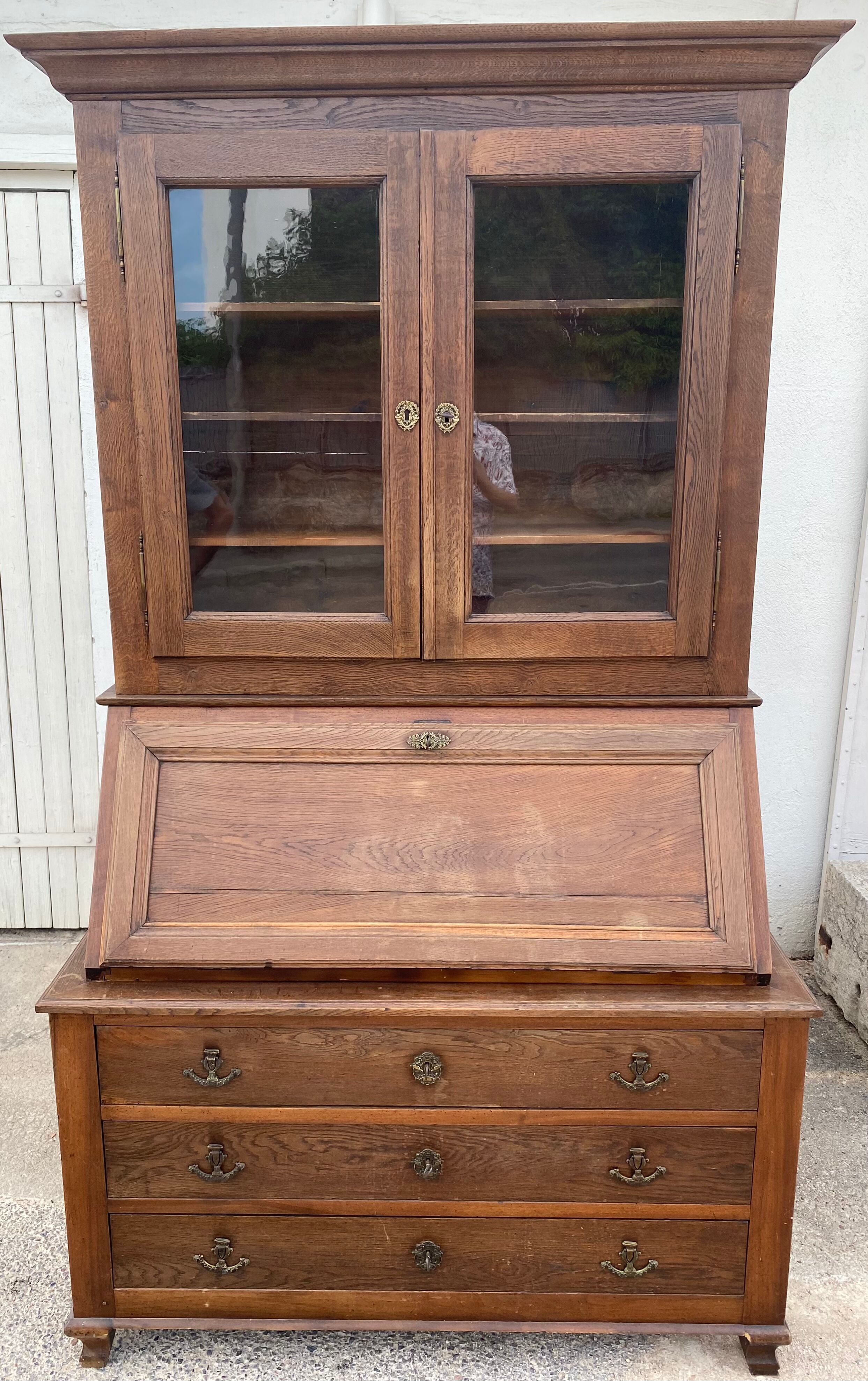 Furniture bahut three old body